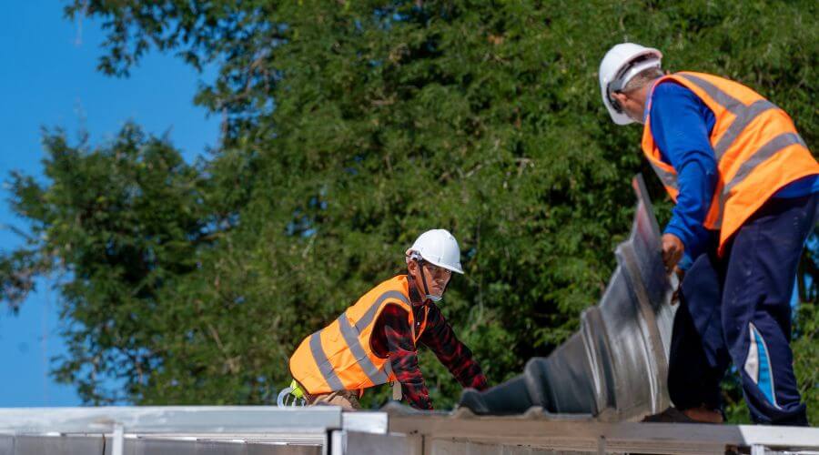 Professional new roof installation services in Midlothian, IL